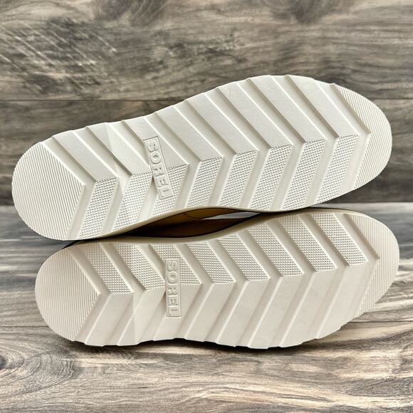 NIB Sorel Hi Line Lace 9.5 Waterproof Leather Lug Sole Combat Boots Geo Yellow - Picture 9 of 14